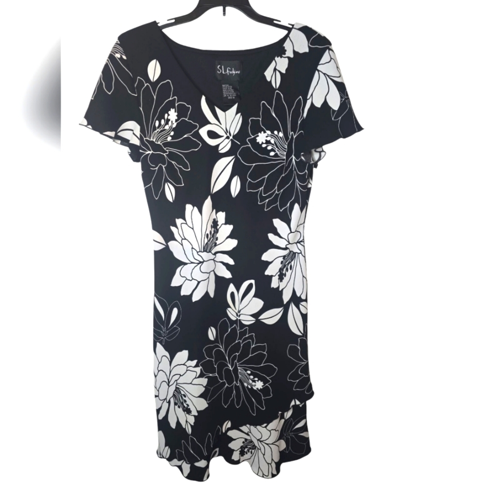 S.L. Fashions Black And White Y2K Floral Flutter Sleeve Layered Ruffle Dress 14